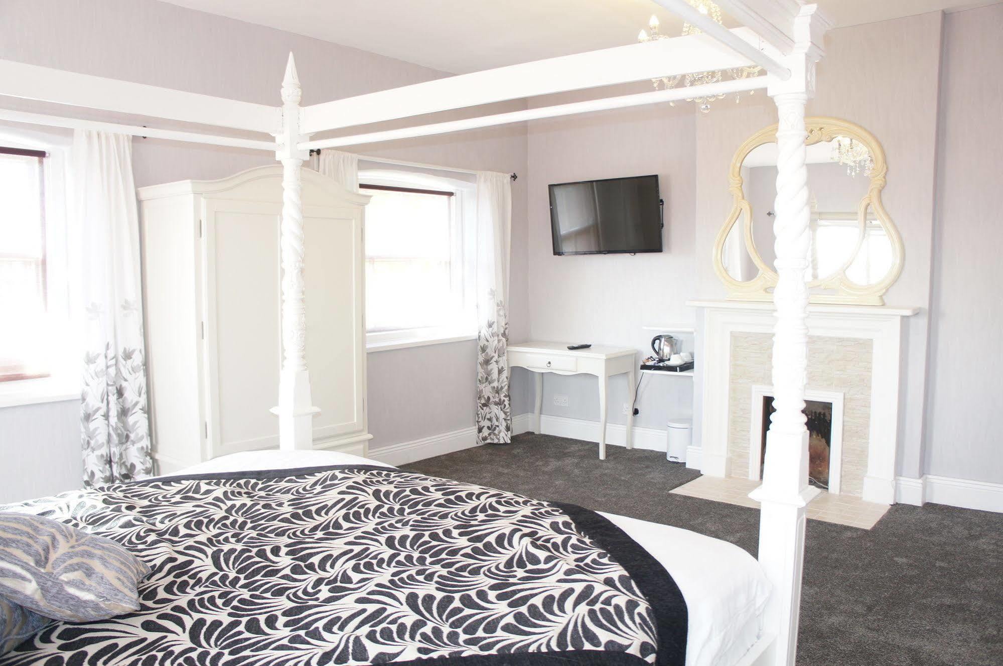 York House Hotel 3*